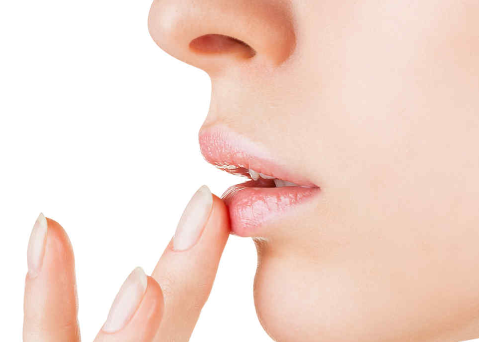 Hoy se celebra el Día Internacional del Beso, por ese motivo te compartimos algunos consejos para tener unos labios saludables.