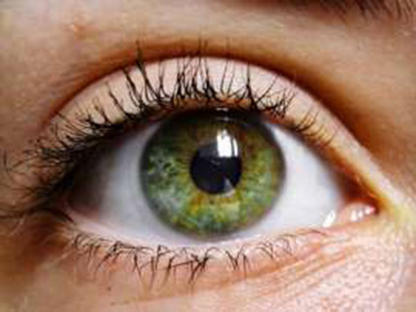 Curiosidades-de-personas-con-ojos-verdes-%C2%A1no-todo-es-miel-sobre-hojuelas.jpg