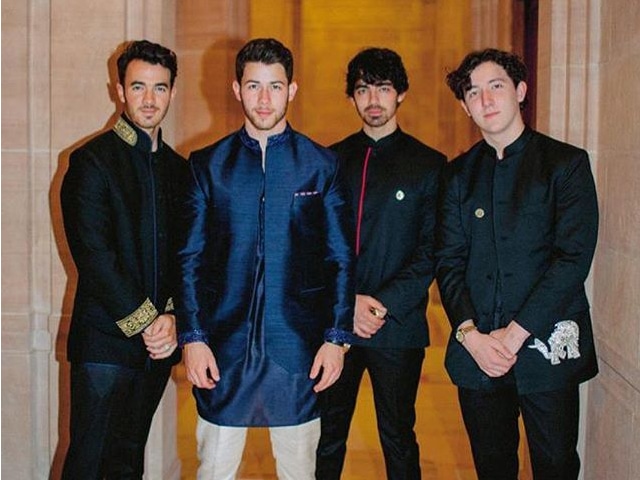 Hermano de los Jonas Brothers relata oscuro pasado con las adicciones