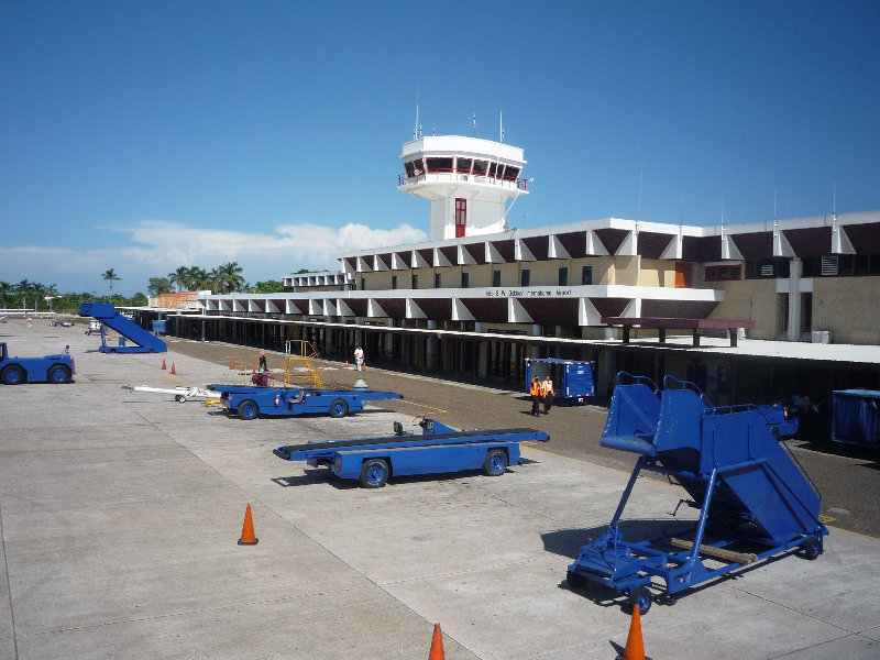 Abandonan jet cancunense en aeropuerto de Belice