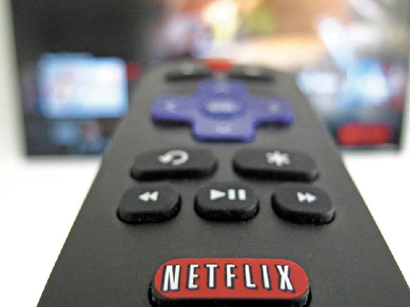 Acciones de Netflix caen 10% tras reporte