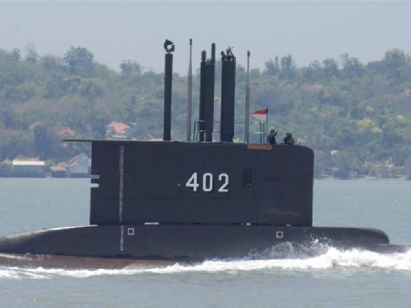 Armada de Indonesia declara hundido el submarino con 53 tripulantes