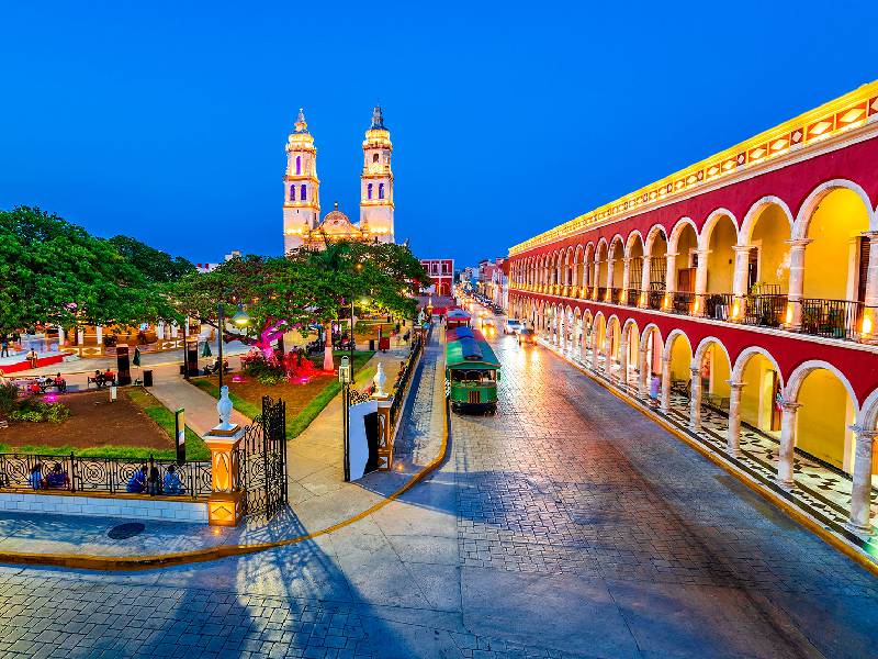 Cinco lugares que no puedes dejar de visitar en Campeche