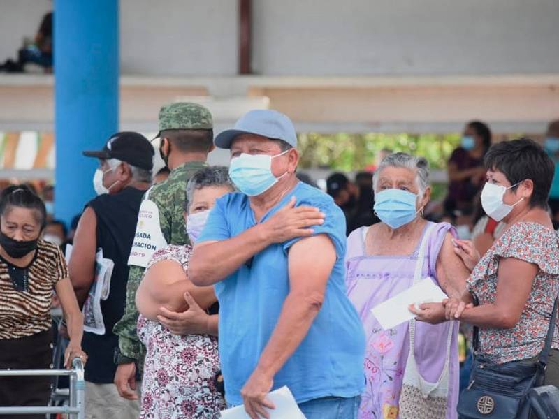 Inicia sin mayores contratiempos segunda jornada de vacunación Felipe Carrillo Puerto