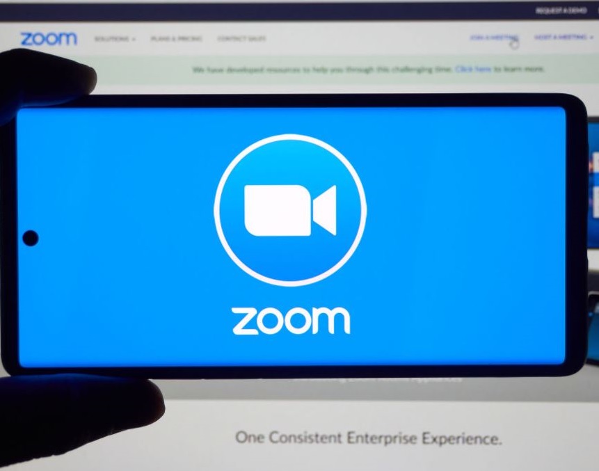 Hackers detectan falla en Zoom que expone tu privacidad como usuario
