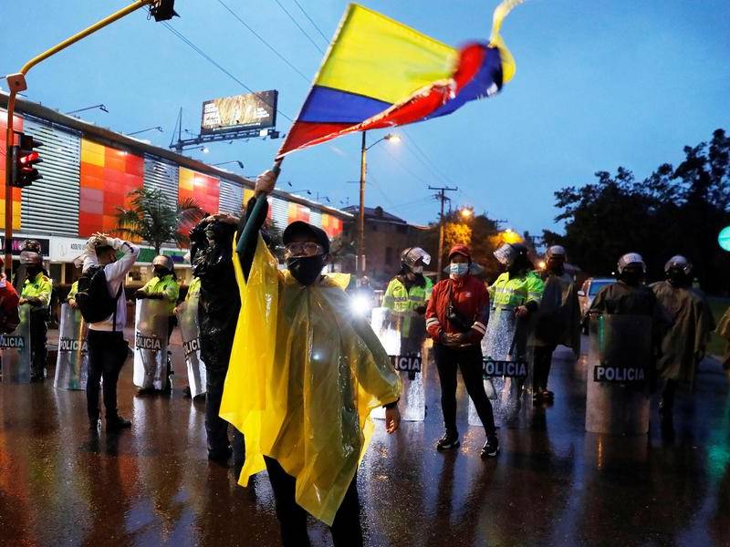 Condena ONU y UE el abuso policial en séptimo día de protesta en Colombia