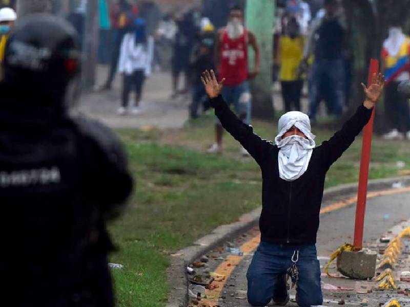 Impactantes videos en redes de las protestas en Colombia