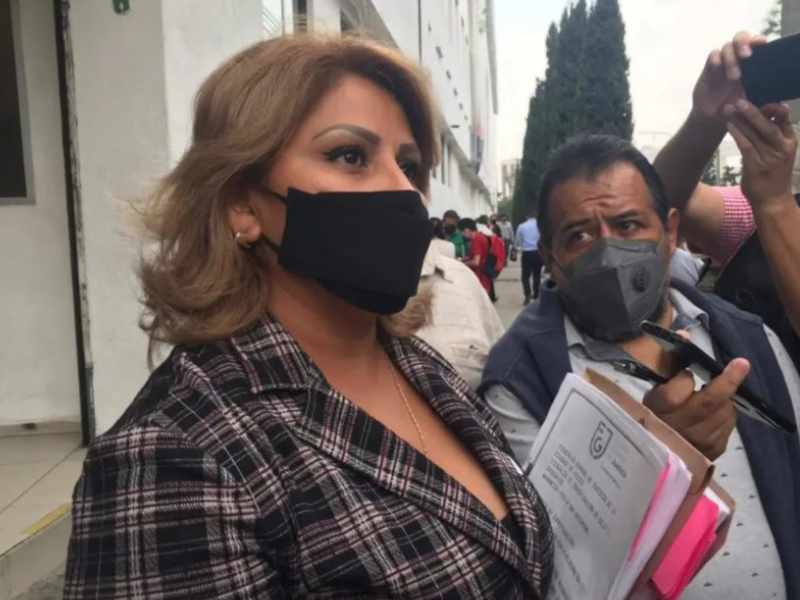 Abogada de supuesta víctima de Saúl Huerta no ha presentado cédula profesional