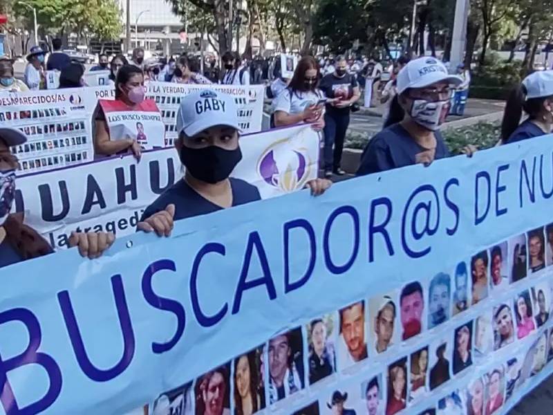 (VIDEO) Familiares de personas desaparecidas marchan en CDMX