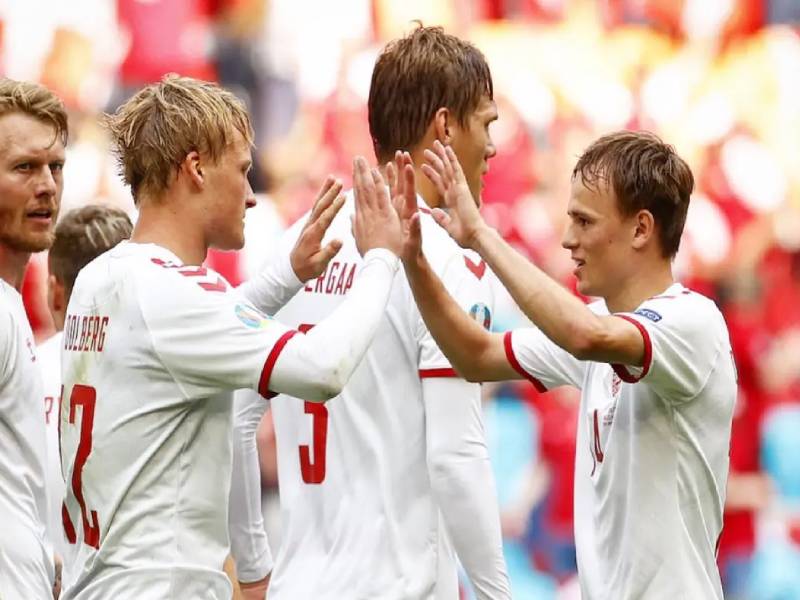 Dinamarca golea 4-0 a Gales, es el primero en cuartos de finales de la Eurocopa