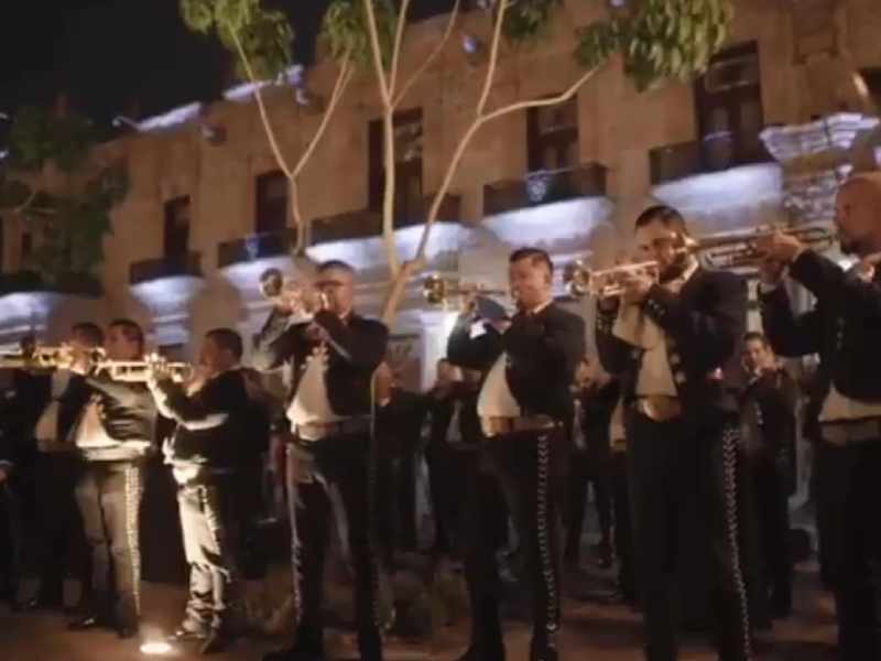 Cantan en Jalisco "si Alfaro se va"