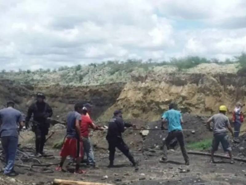 Suman 3 los cuerpos rescatados en la mina de Múzquiz, Coahuila