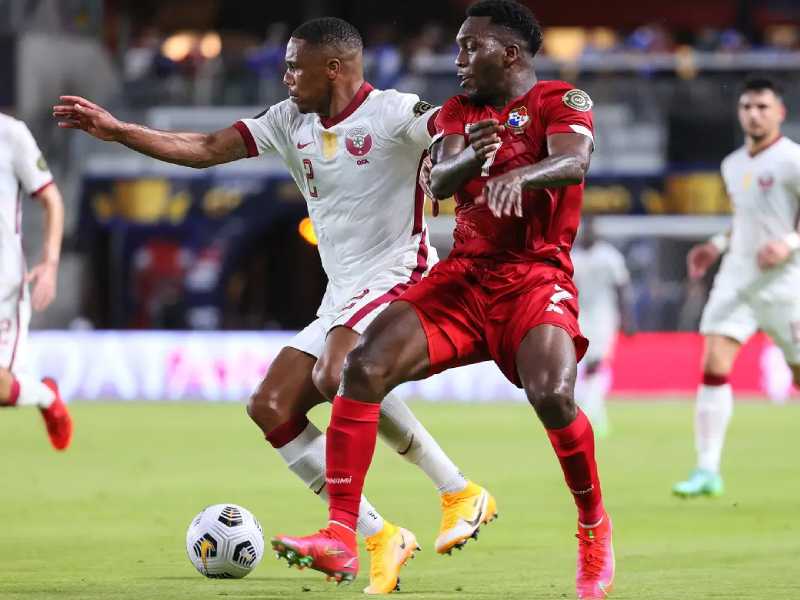 Qatar debuta en la Copa Oro con tremendo empate 3-3 con Panamá