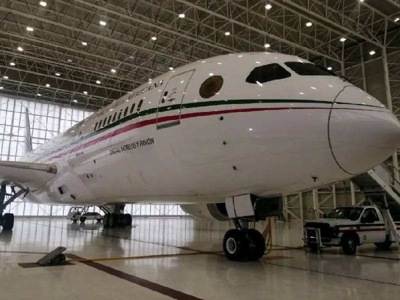 Ofrece AMLO avión presidencial a Delta para fiestas o viajes ejecutivos