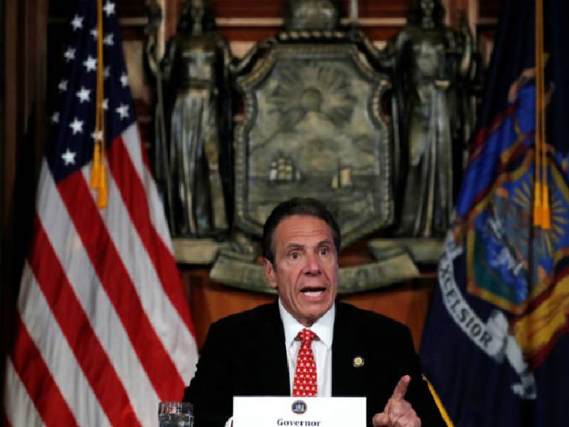 Andrew Cuomo renuncia a la gubernatura de Nueva York tras escándalos