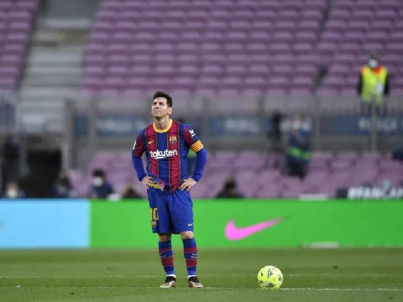 Barcelona anuncia el terminó de una era como Messi dentro del Club