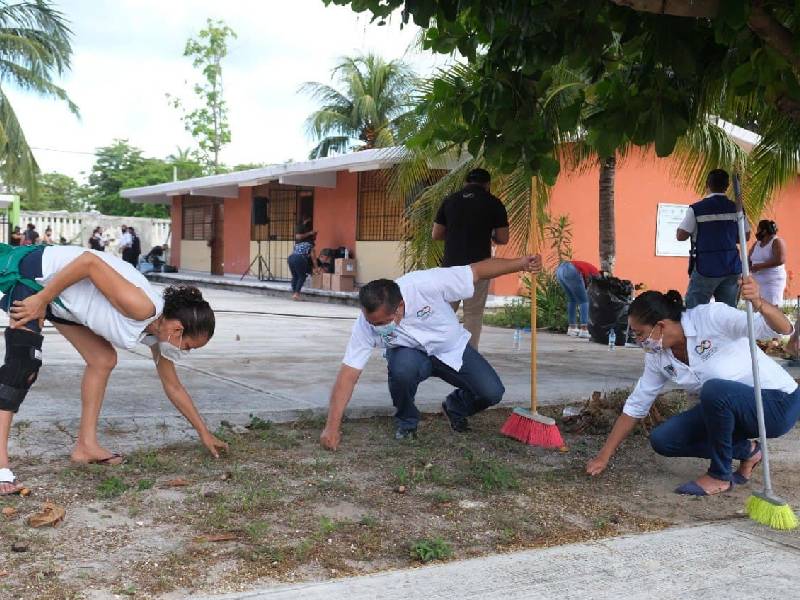 En Puerto Morelos arranca con la recuperación de escuelas
