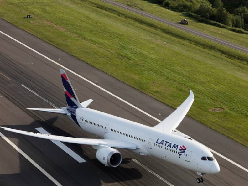 LATAM reanudará ruta hacia Santiago de Chile desde Cancún