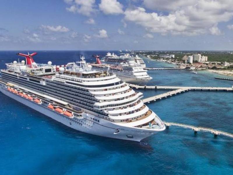 Cozumel estaría recibiendo 400 cruceros en todo el año