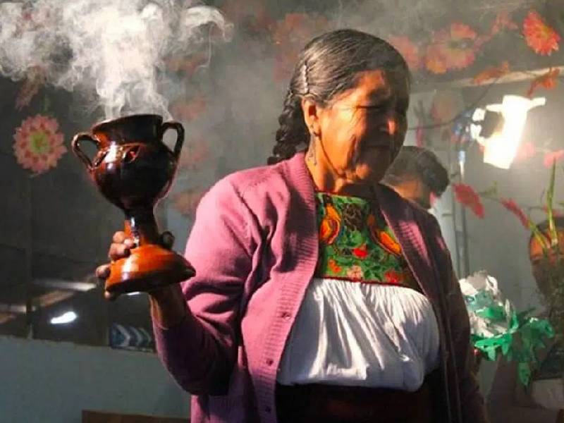¿Turismo médico? Extranjeros acuden a Oaxaca a curarse de espanto