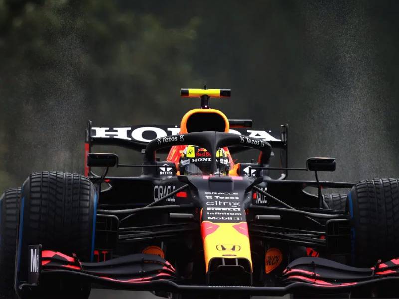 Checo fuera del gran premio de Bélgica; chocó durante el calentamiento