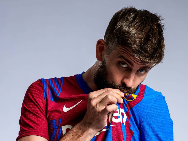 Piqué se baja el sueldo y el Bar├ºa inscribe a Memphis, Eric García y Manaj