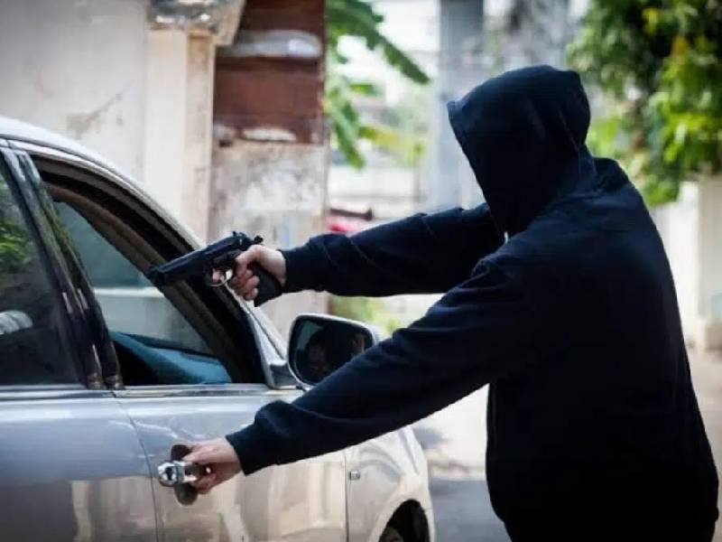 Según AMIS, el año pasado se registraron más de 60 mil robos de autos