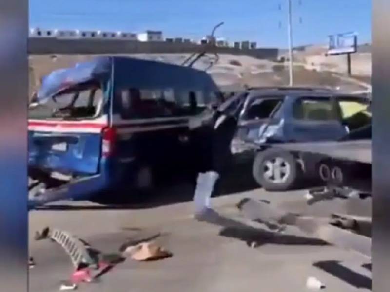 Video. Tráiler provoca accidente en carretera de Tijuana; hay varios heridos
