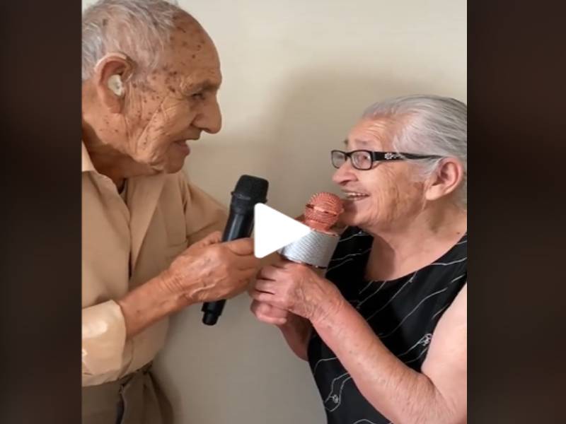 Abuelitos se hacen virales en TikTok por recrear escenas de Disney