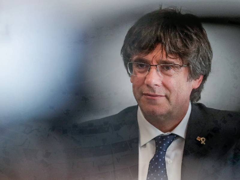 Puigdemont sale de la cárcel de Cerdeña tras casi un día detenido