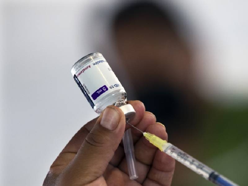 Vacunas pierden efectividad ante variante Delta de Covid-19