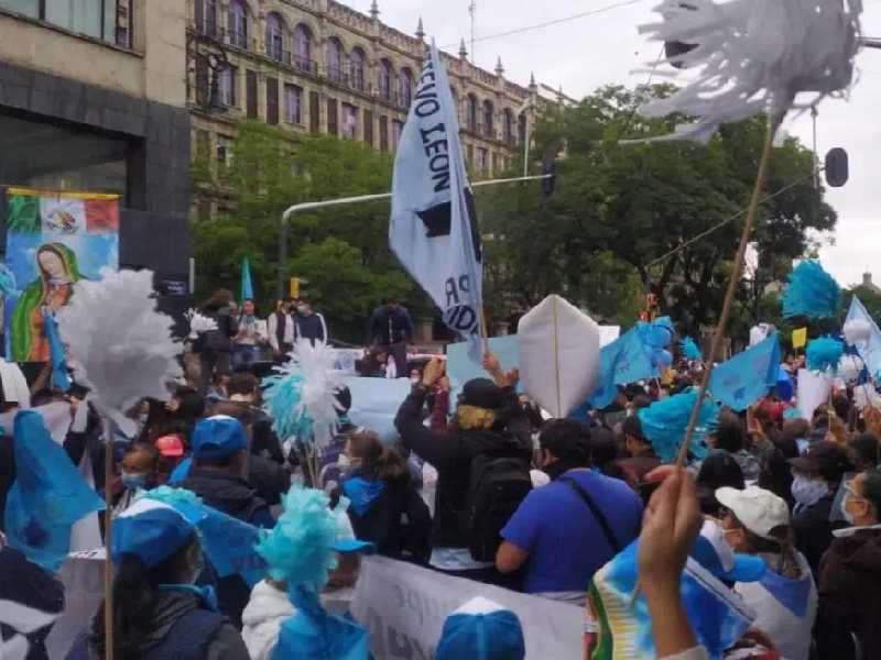 VIDEO. Grupos Provida protestan en SCJN por despenalización del aborto