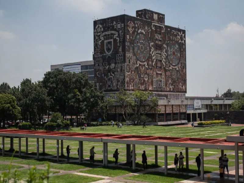 La UNAM celebra 111 años de su fundación, en 1910