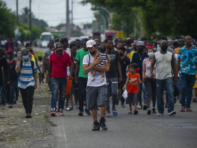 Migrantes marchan a Chiapas para poder ingresar hace E.U