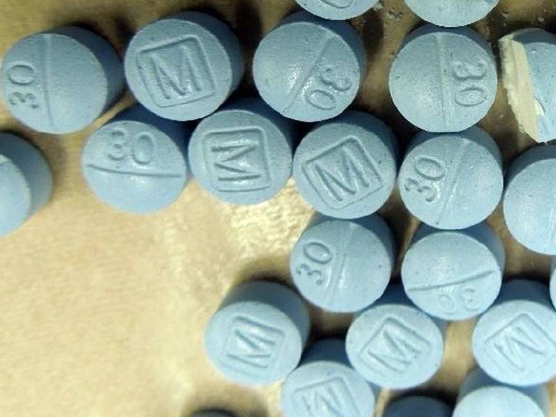 Alerta DEA producción de medicamentos falsos con fentanilo en México