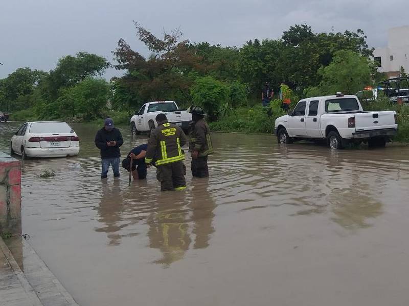 Onda Tropical 29: Inundaciones en Chetumal, y suspenden navegación en Cancún
