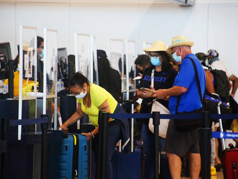 ¡Baja la temporada! Aeropuerto de Cancún reporta 399 operaciones