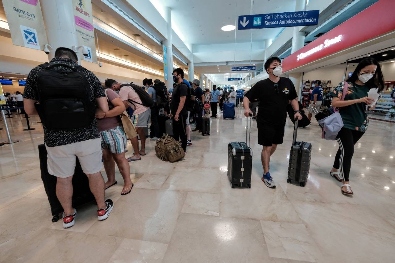Aeropuerto de Cancún mantiene alto ritmo de operaciones con más de 430 vuelos