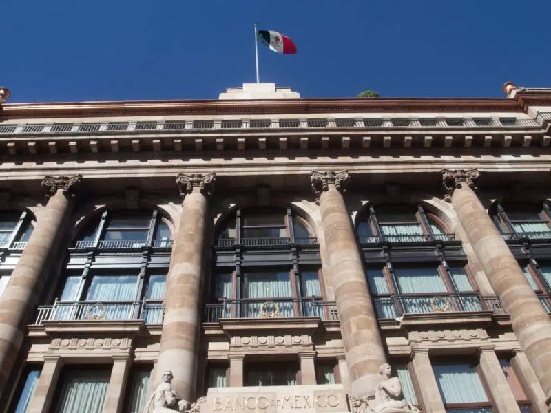 Banxico sube tasa objetivo a 4.75%