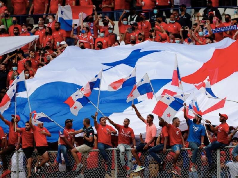 FIFA sanciona a Panamá a jugar sin público en premundial por cánticos homofóbicos