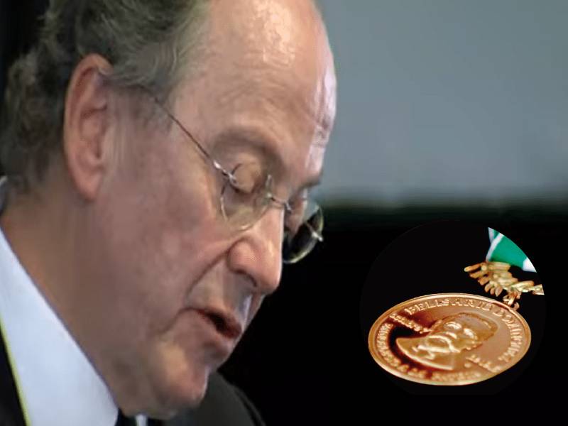 Entregan Medalla Belisario Domínguez a Manuel Velasco-Suárez (post mórtem)