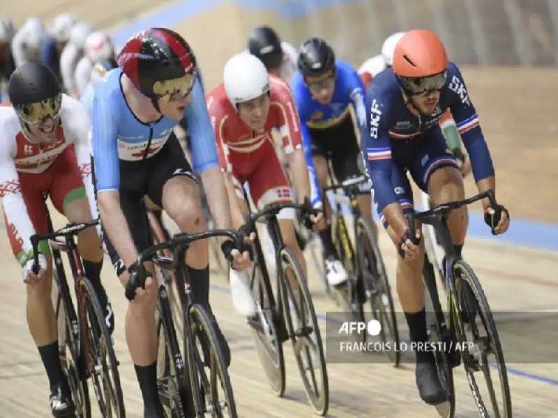 Roban bicicletas a corredores de Mundiales de ciclismo en pista