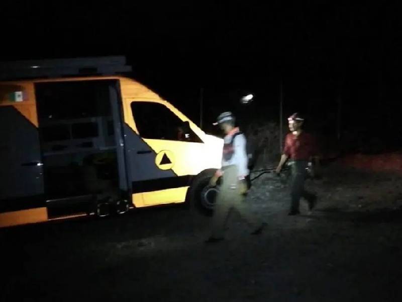 Video: Rescatan a excursionistas extranjeros en La Huasteca