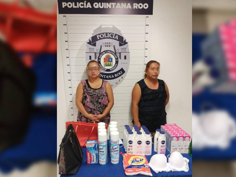 Detienen en Cancún a dos mujeres que pretendían robar artículos para limpieza
