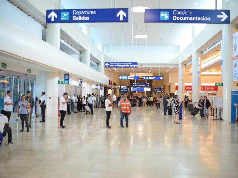 Aeropuerto Internacional de Cancún