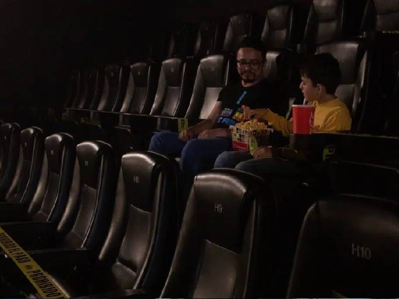 Registran mayor asistencia de espectadores a salas de cine desde inicio de pandemia