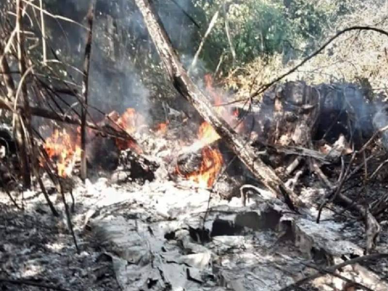 Seis muertos al caer una avioneta militar en Bolivia