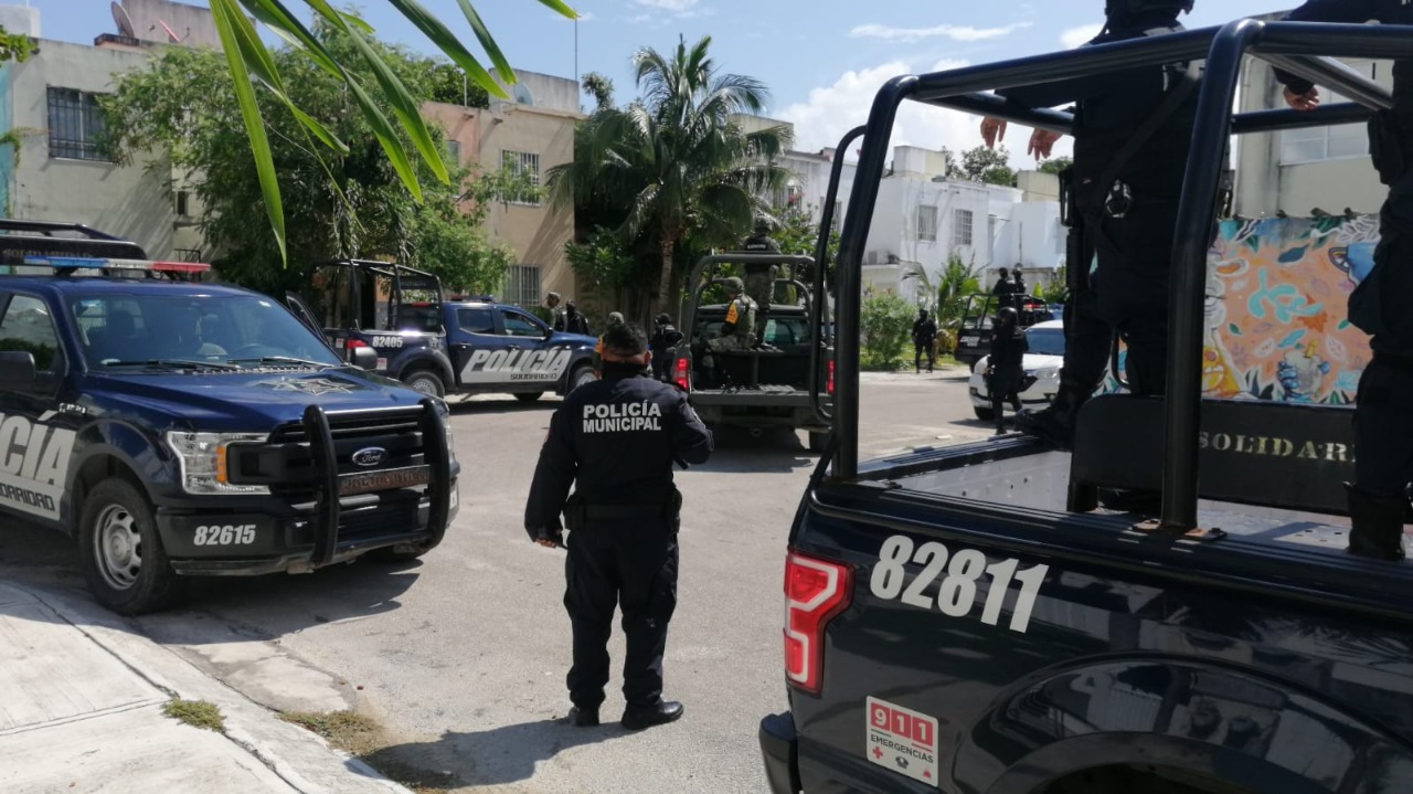 Rescatan a persona secuestrada y detienen a uno de sus captores en operativo en Playa del Carmen