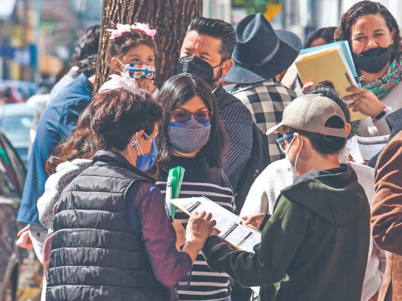 Apuestan por amparos para vacunar a los adolescentes