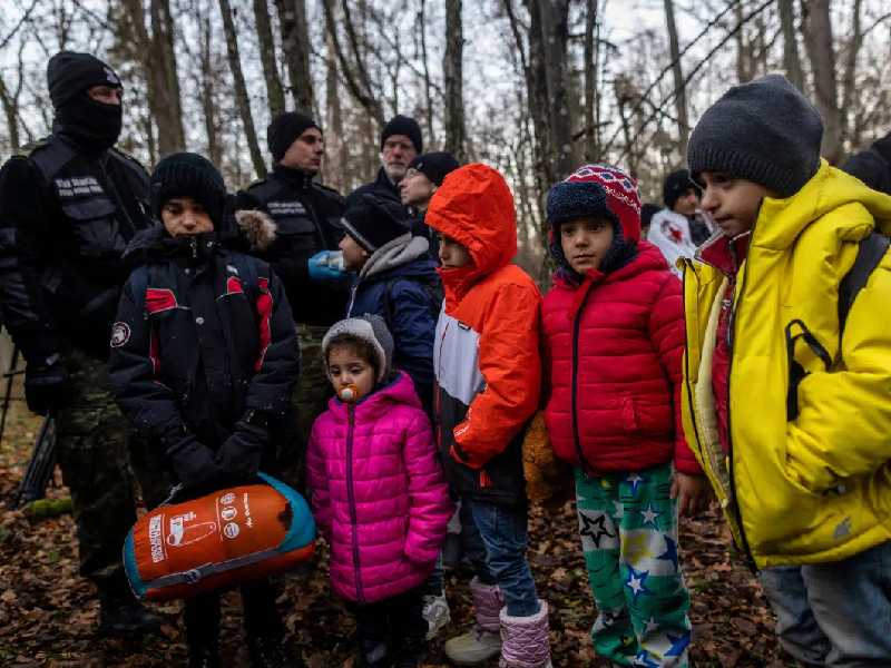 Chocan por migrantes Bielorrusia y Europa